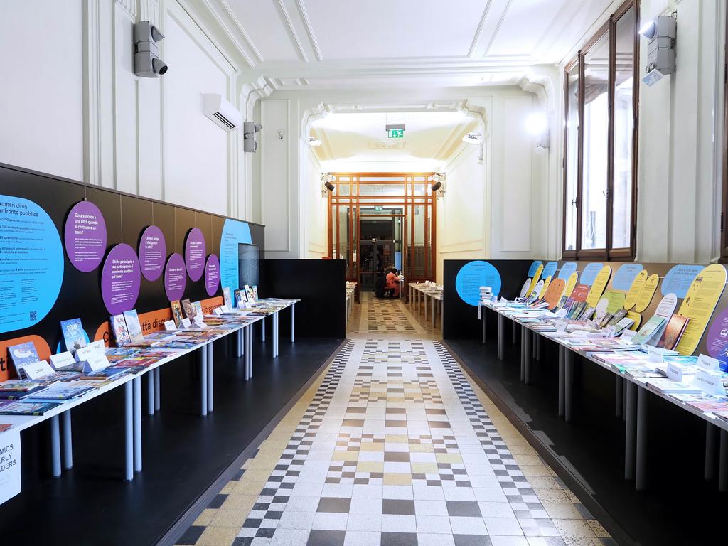 Public Book Exhibition — Corridor